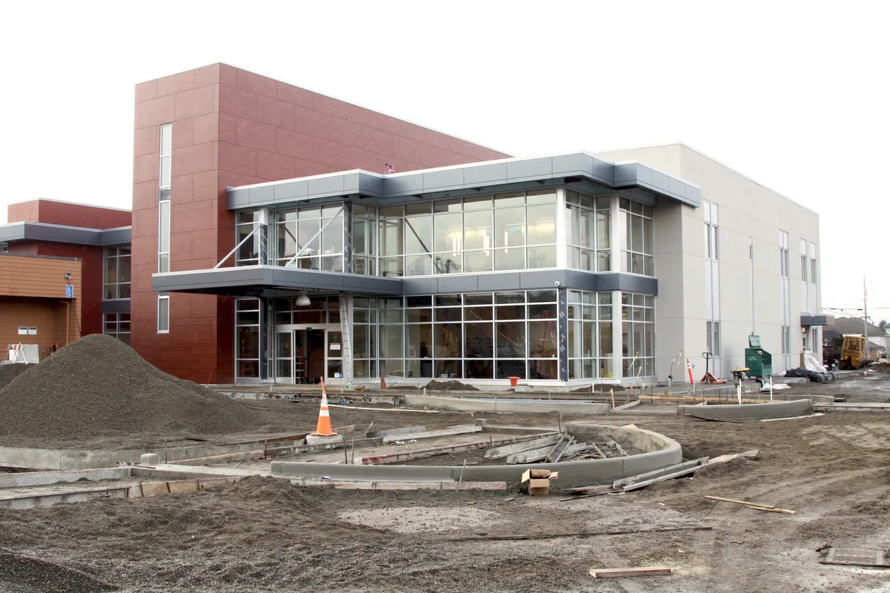 Contemporary Commercial Building